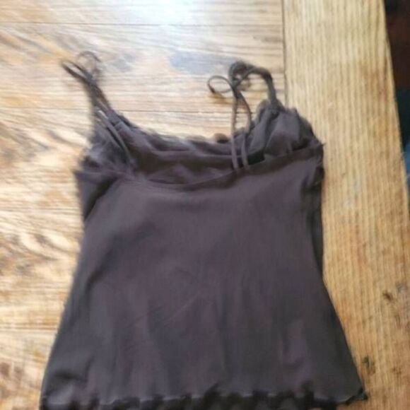Shan brown ruffle tank sz 6 - Picture 3 of 3